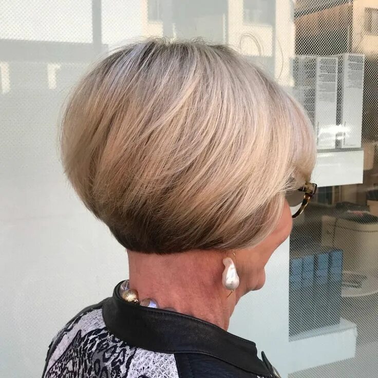 Каре 60 фото стрижка 60 Best Hairstyles and Haircuts for Women Over 60 to Suit any Taste Stacked bob 