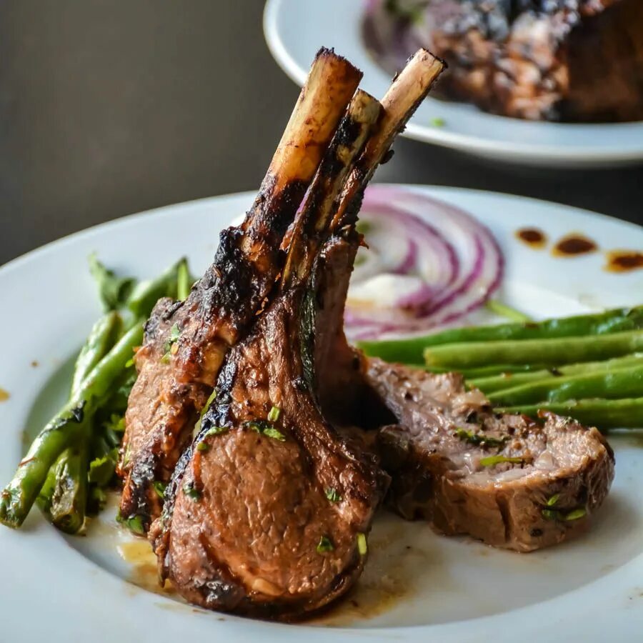 Каре баранины фото Spicy Honey Garlic Rack of lamb - Relish The Bite Recipe Lamb recipes, Rack of l