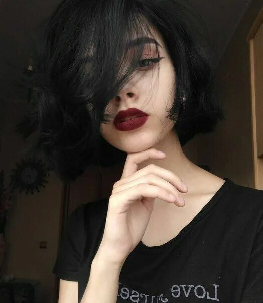 Каре фото эстетика Pin by Valerie Stoff on valerie Black hair pale skin, Hair pale skin, Short hair