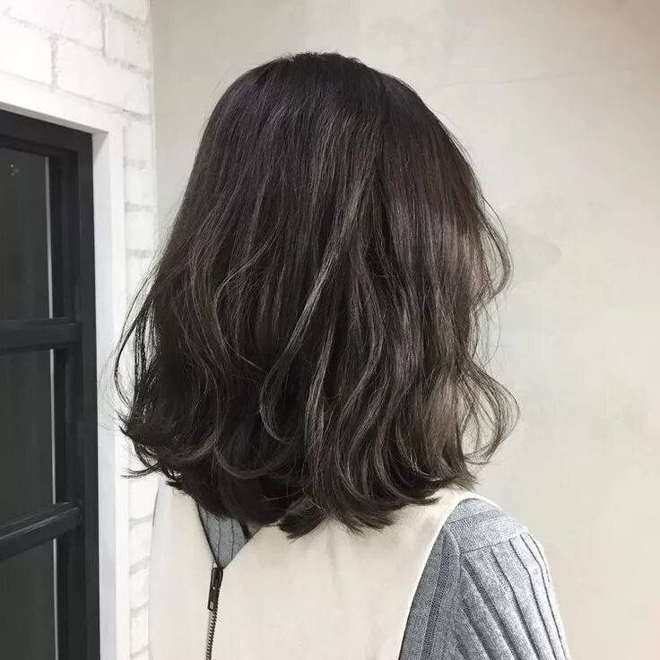 Каре фото эстетика Pin by ♡ on hair ♡ Medium hair cuts, Medium hair styles, Medium hair color