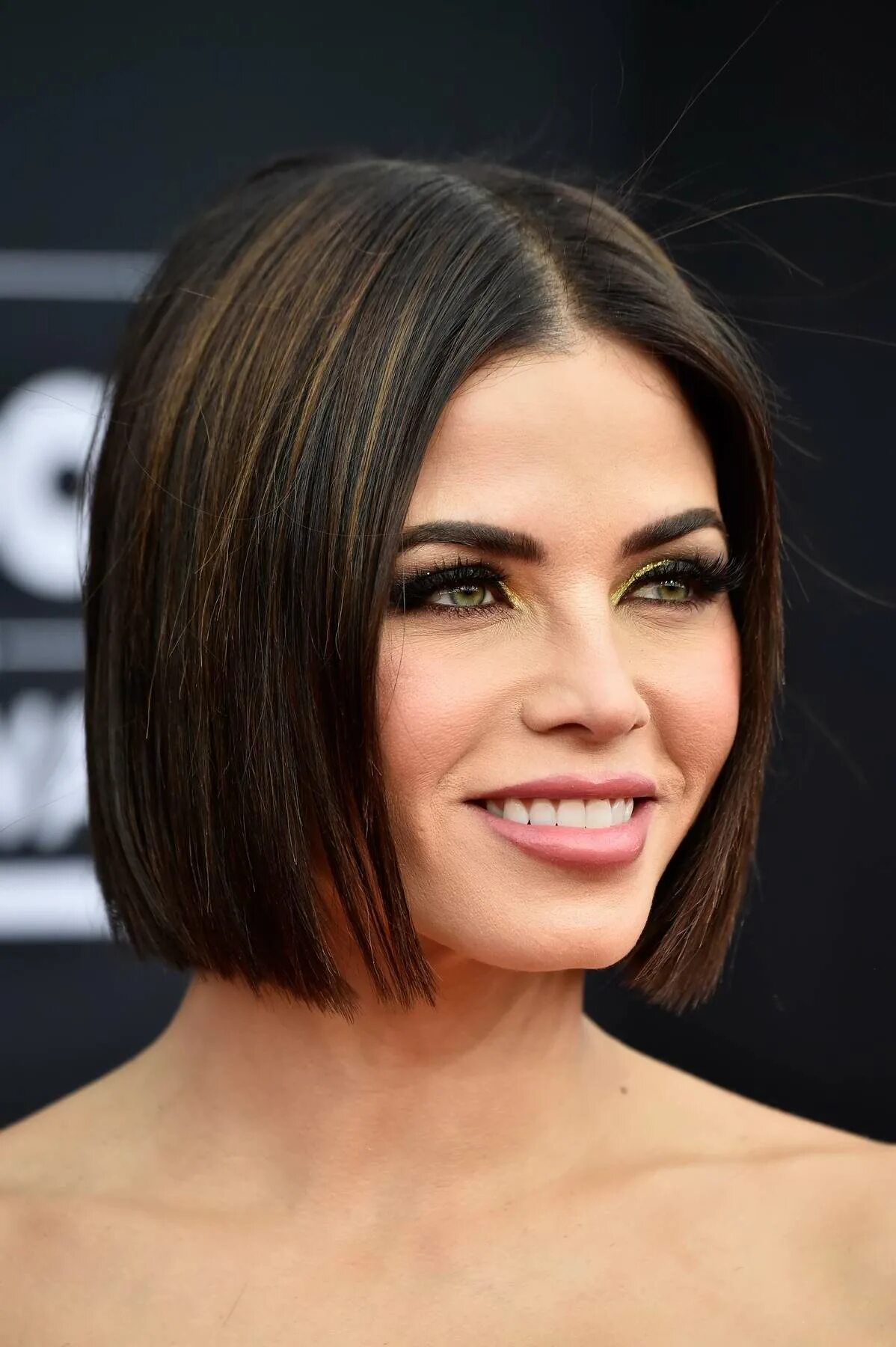 Каре или карэ прическа jenna dewan attends the 2018 billboard music awards at mgm grand garden in las v