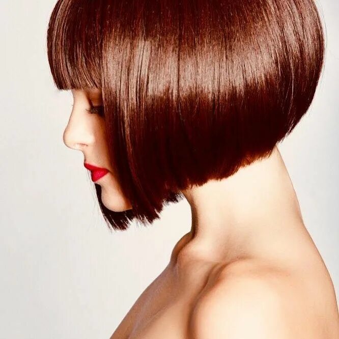 Каре капля стрижка Capelli Style on Instagram: "Intramontabile Bob!! #bobhaircut #tagliocapelli #ca