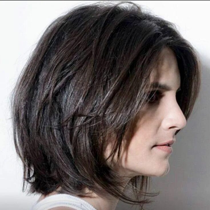 Каре каскад на средние волосы фото Pin em Hair hairstyle Cabelo curto, Cabelo curto iluminado, Cabelo curto feminin