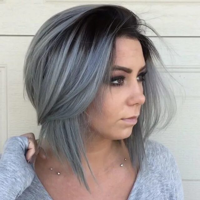 Каре на пепельные волосы фото Elona Taki on Instagram: "Everyone is asking for Gray hair !! And I love it !! #