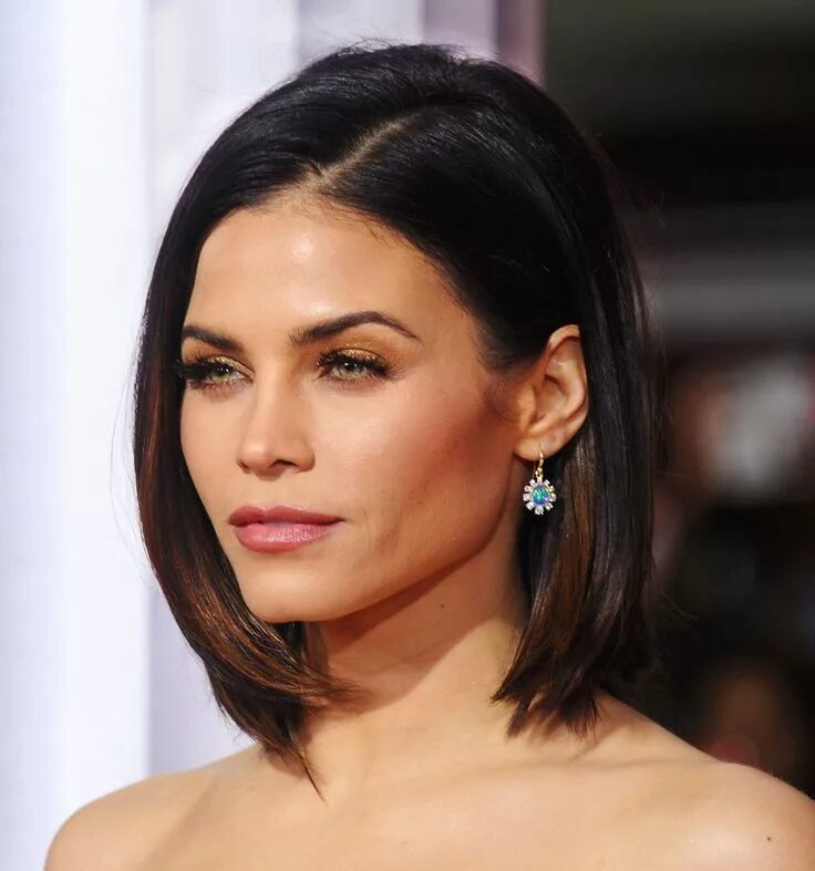 Каре на пробор фото Jenna Dewan Tatum Spills the Secrets to Her Absolutely Perfect Hair Bob hairstyl