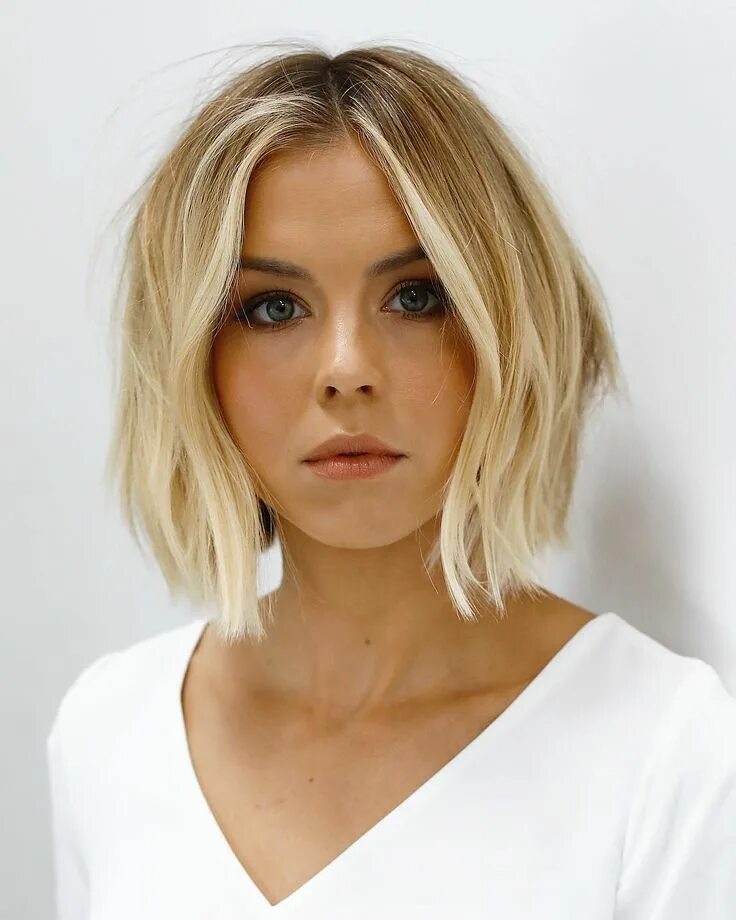 Каре на средние волосы фото C A R A C H E L E @carachele Makeu Cabelo rosto redondo, Cortes de cabelo para r