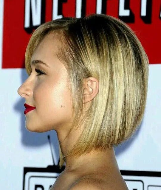 Каре на тонкие волосы фото Hayden's angled bob Sleek short hair, Hair styles 2014, Short hair styles