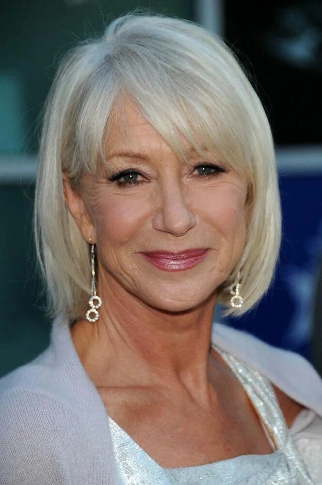 Каре после 60 фото This twelfth hairstyle modeled by Helen Mirren features a soft, silver-colored b