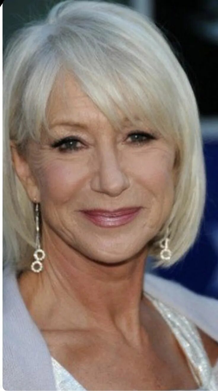 Каре пожилым фото Pin on HELEN MIRREN ( The One and Only ) Short hair with bangs, Bob hairstyles f