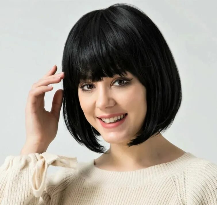 Каре с челкой фото Bob with bangs 2023 : New Bob hairstyles with bangs