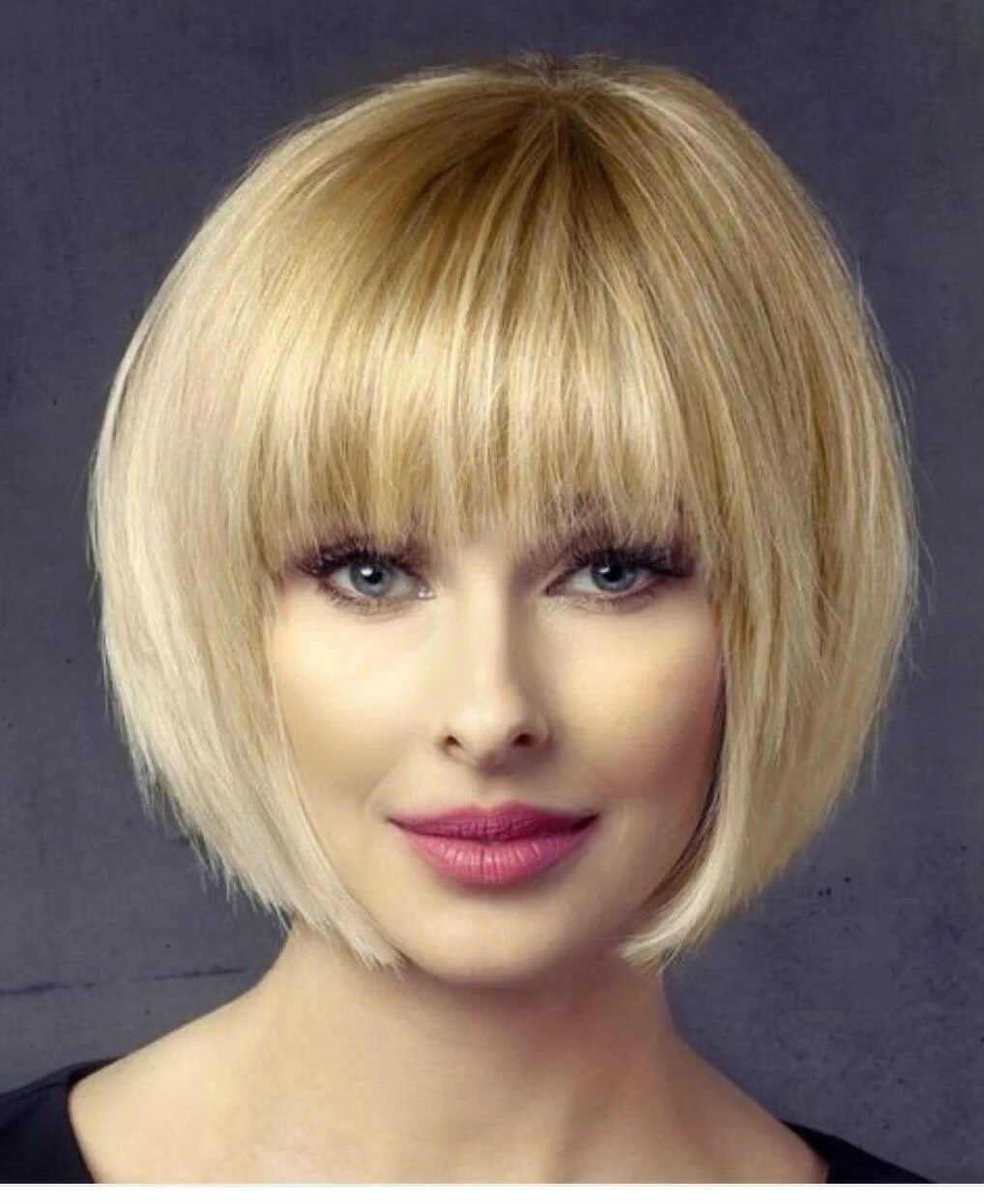 Каре с круглой челкой фото Pin on Hair A to Z!!!!! Short straight bob hairstyles, Straight bob hairstyles, 