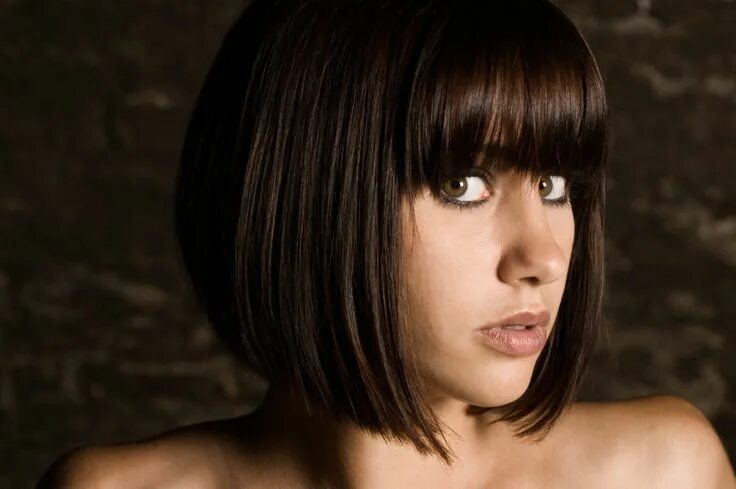 Каре с легкой челкой фото Straight hairstyles in 2024 Short hair styles for round faces, Long hair styles,