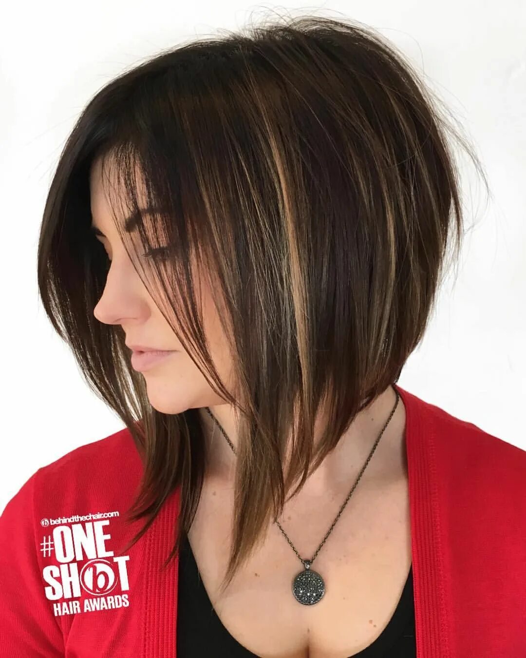 Каре с прядями у лица фото Pin by Katarzyna Stendera on Włosy Angled bob hairstyles, Inverted bob hairstyle