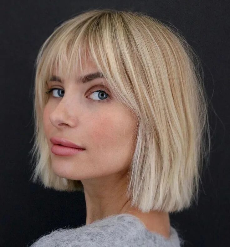 Каре с редкой челкой фото 50 Newest Bob with Bangs Ideas to Suit Any Taste - Hair Adviser Short hair with 