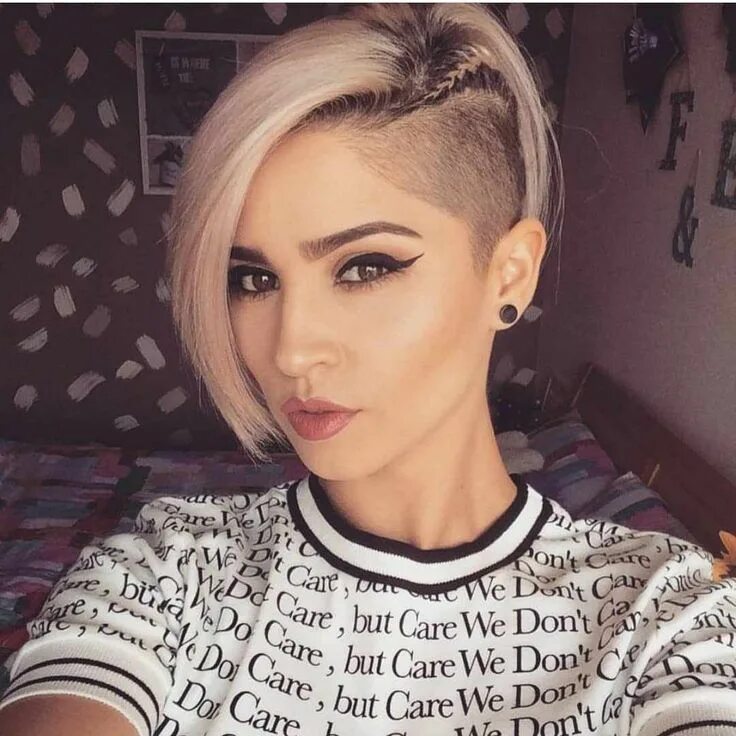 Каре с выбритым виском фото 40 Cute Short Haircuts for Women 2019 Kısa saç, Undercut saç, Saç kesimi