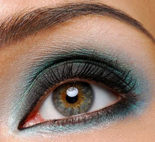 Каре серые глаза фото HugeDomains.com Girl eye makeup, Smokey eye makeup, Eye makeup