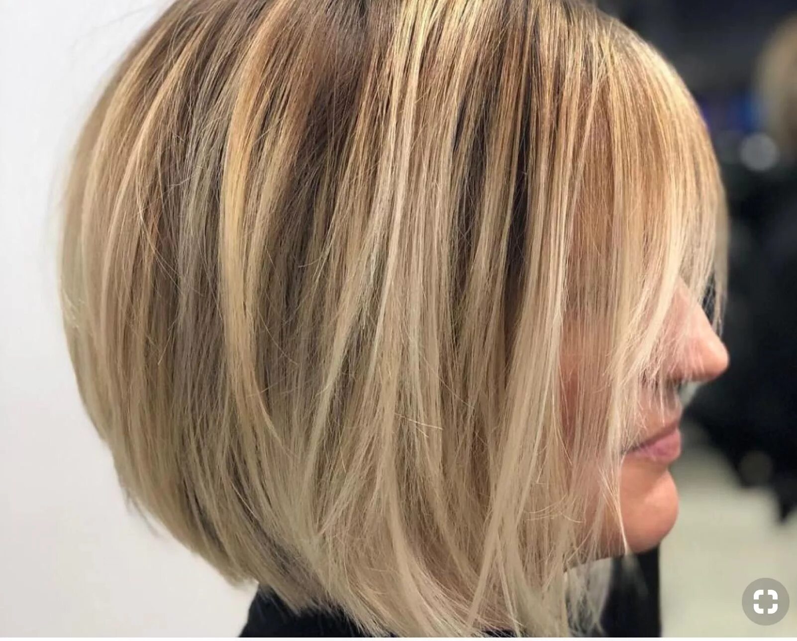 Каре слоями фото Double highlights Haarschnitt, Bob frisur, Frisuren haarschnitte