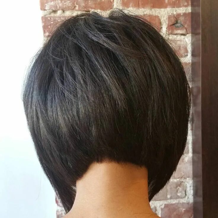 Каре стрижка с челкой сзади 50 Trendy Inverted Bob Haircuts Волнистые боб прически, Прическа боб, Стрижка