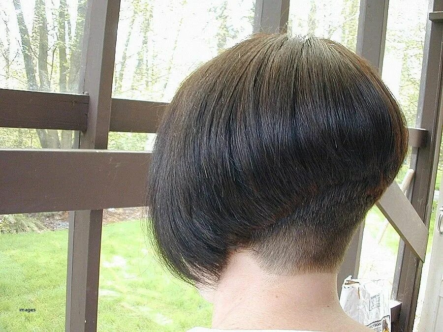 Каре сзади фото Pin on боб 2 Angled bob hairstyles, Hairstyles 2011, Bob hairstyles