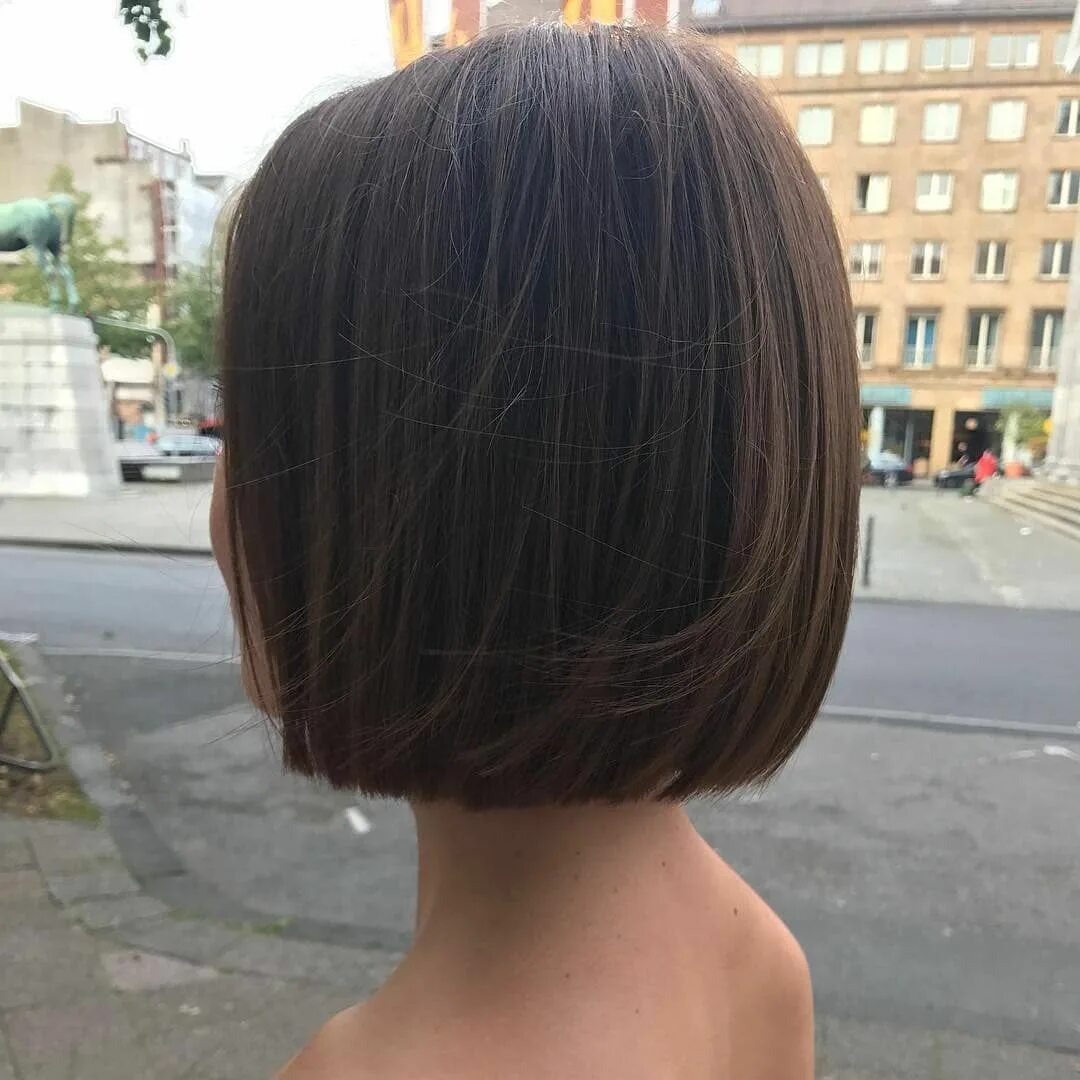 Каре сзади фото What a beautiful one length bob from @hair.style.aachen! Are you thinking about 