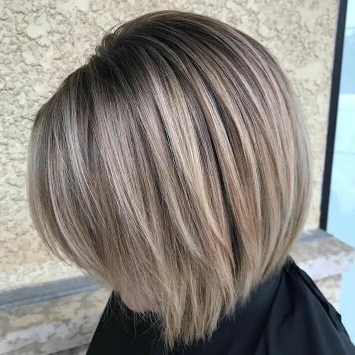 Каре тонирование фото 50 Layered Bobs You Will Fall in Love With - Hair Adviser Layered bob haircuts, 