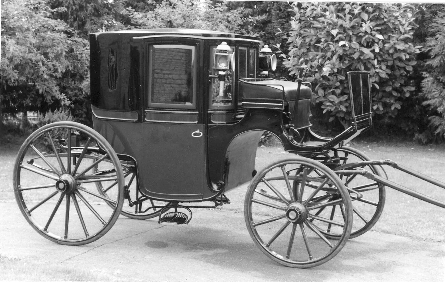 Карета 19 века фото Brougham (carriage)