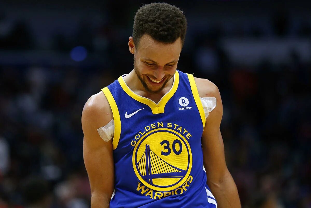 Кари фото Steph Curry suffers nasty right ankle sprain vs. Pelicans