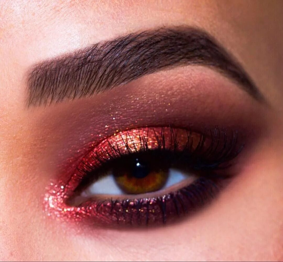 Карие глаза макияж красные тени Eye makeup using @patmcgrathreal bronze seduction palette. #makeup #eyemakeup #p