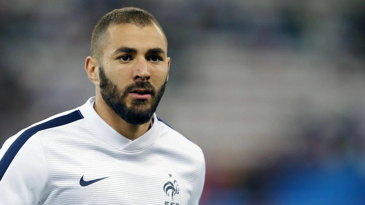 Карим бензема фото Karim Benzema charged over Valbuena sex tape blackmail allegations - Eurosport