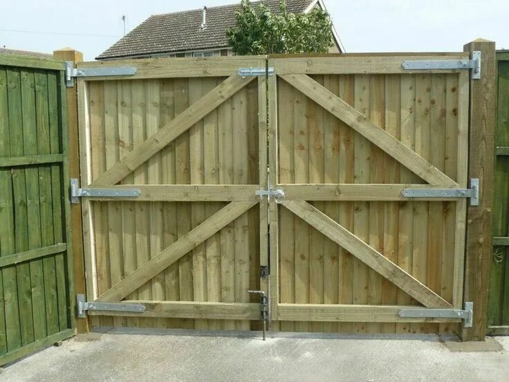 Каркас ворот фото Driveway Gates Heavy Duty Fully Framed And Treated - $159.99 Wood gates driveway