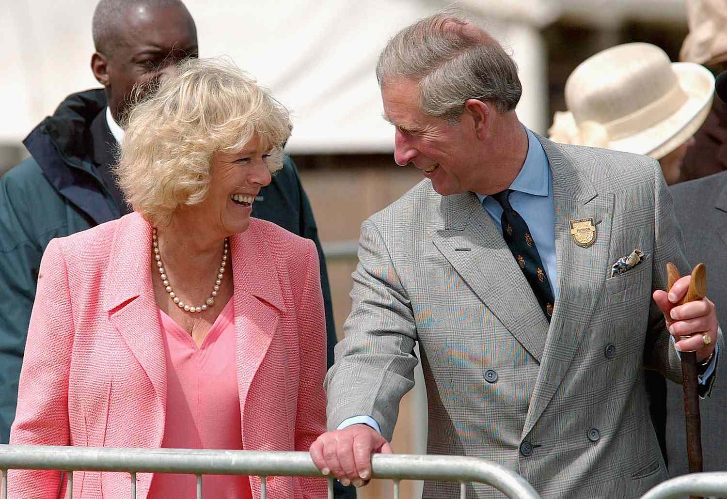 Карл и камилла фото Prince Charles and Camilla's Newlywed Photos