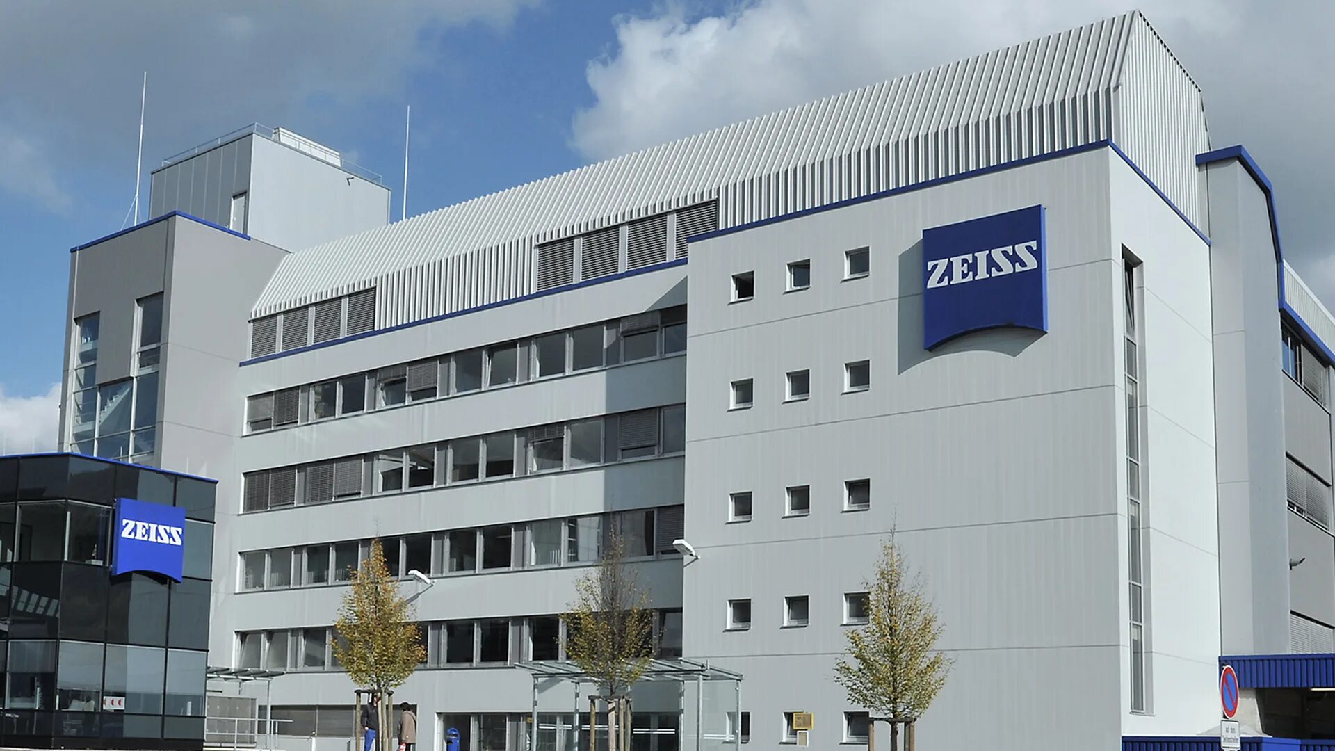 Карл цейс фото Production Sites of ZEISS Metrology