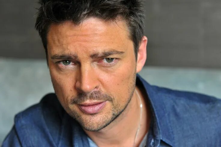 Карл урбан фото The 15 "Hottest" Male Celebrities, According To Straight Guys Karl urban, Celebr