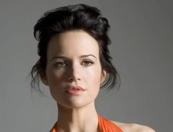 Карла гуджино фото сейчас Carla Gugino Joins HBO’s 'The Brink' Carla gugino, Beauty, Tim robbins