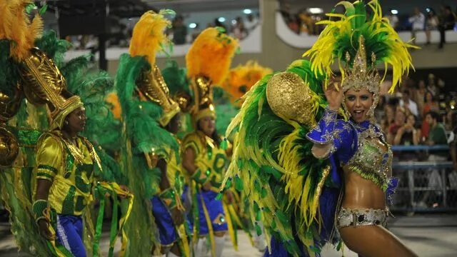 Карнавал фото Brazilians and their spontaneous way of living transformed Carnival in the wilde