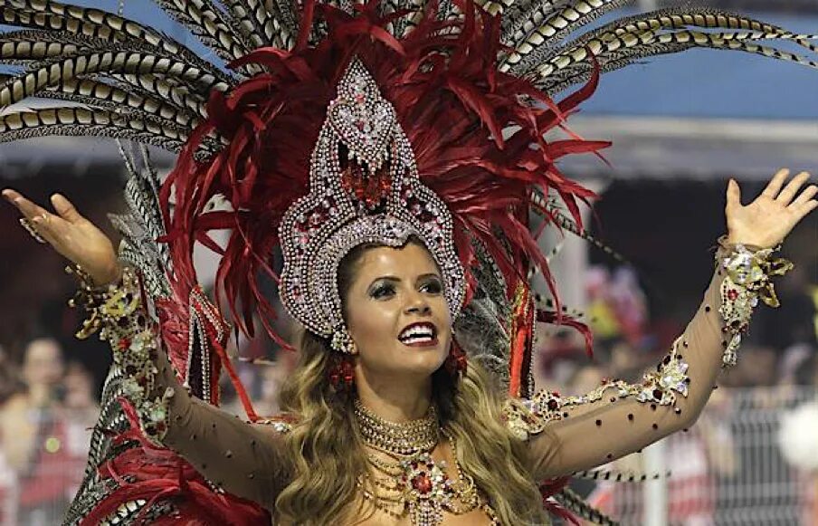 Карнавал фото лица CARNAVAL DE RIO : LE carnaval par excellence - CULTURE CRUNCH Рио карнавал, Карн