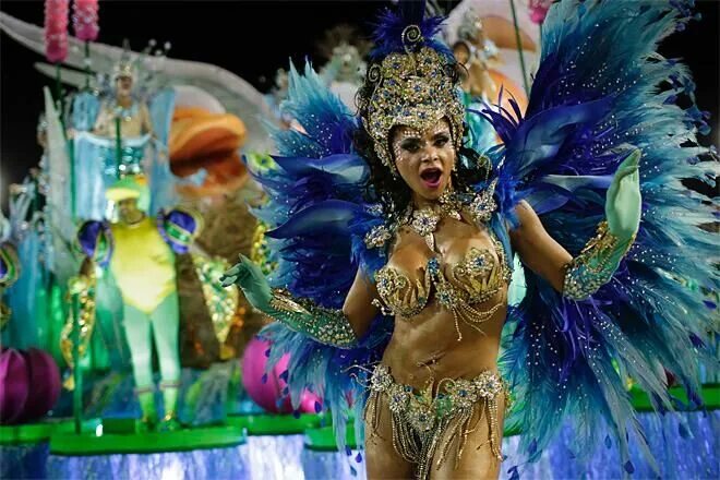 Карнавал и стоун фото Photos: Flashy costumes rule at Brazil's Carnival KBAK