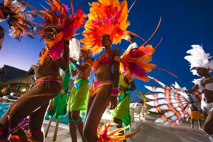 Карнавал на воде фото разный Caribbean Carnival Dates 2024: The Complete Calendar Sandals