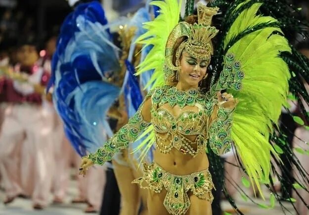 Карнавал в бразилии костюмы фото 47 Gorgeous, Insanely Colorful Costumes At Carnival Brazilian carnival costumes,