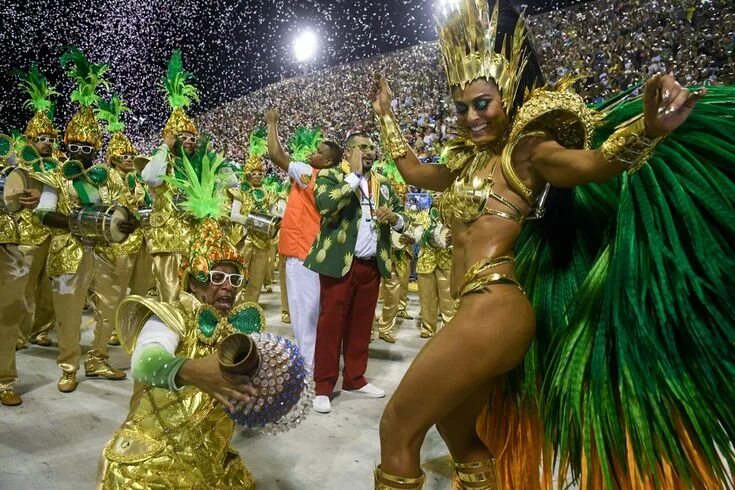 Карнавал в рио фото Juliana Paes, rainha de bateria da Grande Rio, samba na avenida (Foto: Alexandre