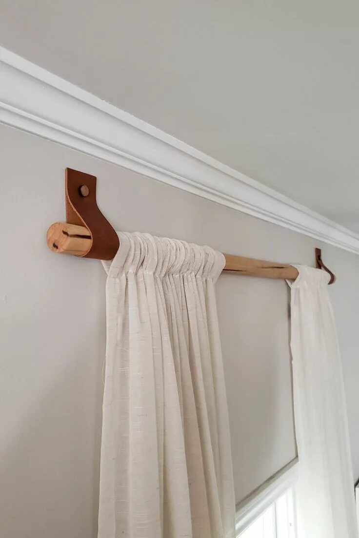 Карниз для дачи своими руками DIY Wood Curtain Rods with Leather Straps for Under $10 - Dani Koch Wood curtain