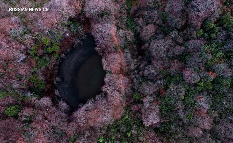 Карстовая воронка в китае фото Карстовые воронки в Ханьчжуне (16)