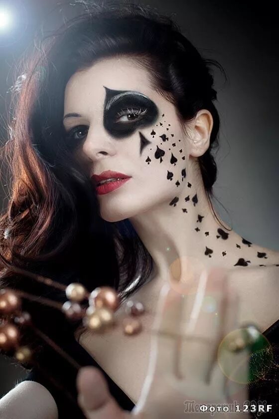 Карти макияж Пиковая дама (Стих) Fantasy makeup, Queen of hearts makeup, Halloween makeup