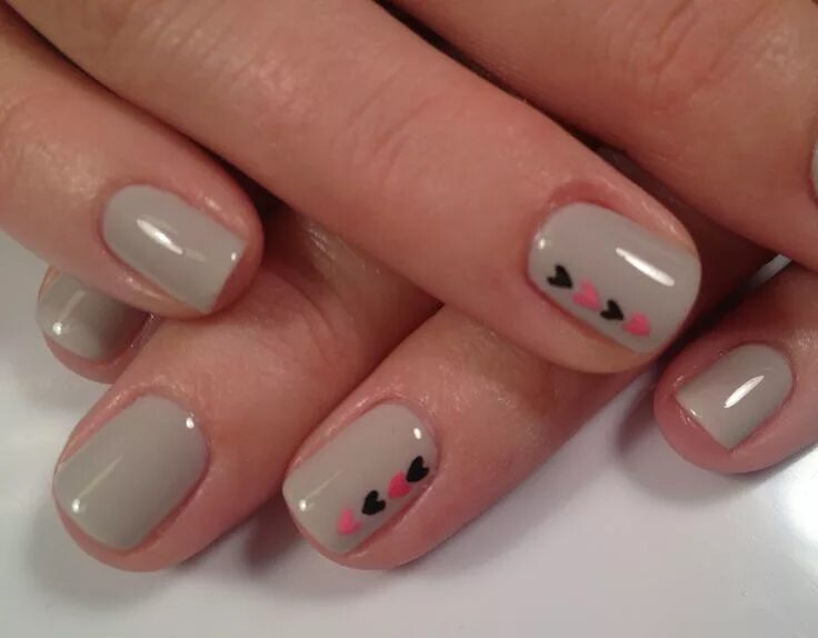 Картинки маникюра на короткие ногти Shellac nails #nailart #heartnails #beauty Valentines nails, Gel nails, Nails