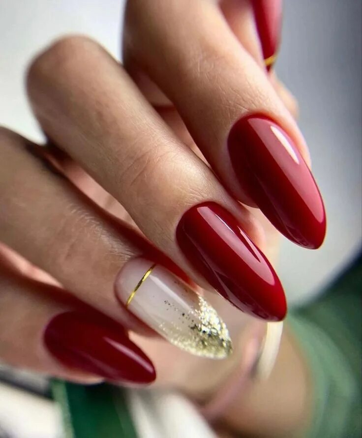 Картинки модного маникюра 2024 Party (red) Elegant nails, Red nails, Simple gel nails