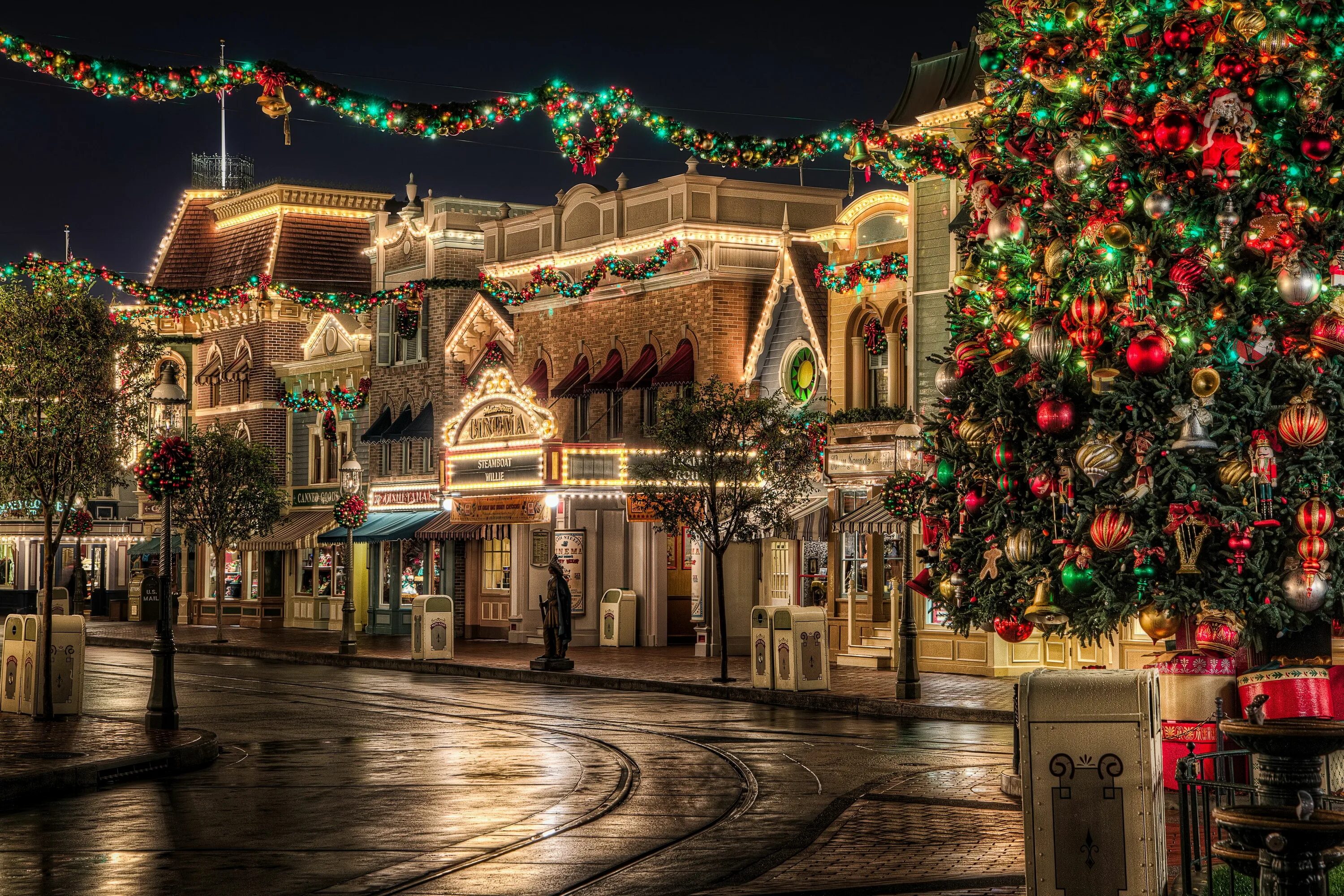 Картинки на новый год покажи whatsapp новый год украшение елки германия - Пошук Google Disneyland christmas, Disney wo