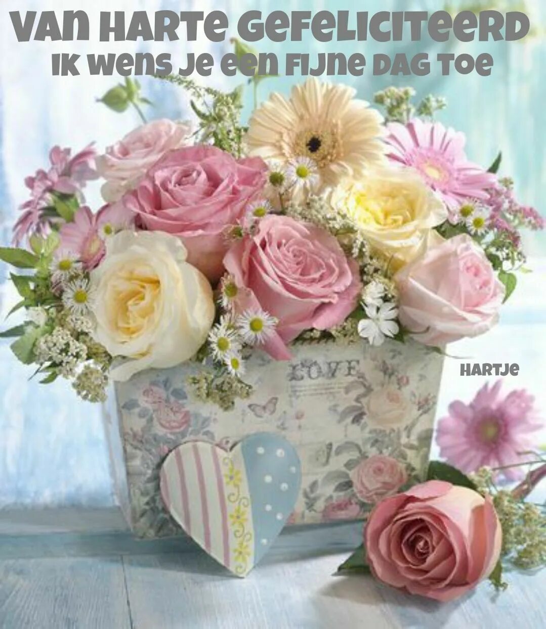 Картинки с днем рождения девушке цветы Van harte gefeliciteerd Flower arrangements, Beautiful flower arrangements, Flow