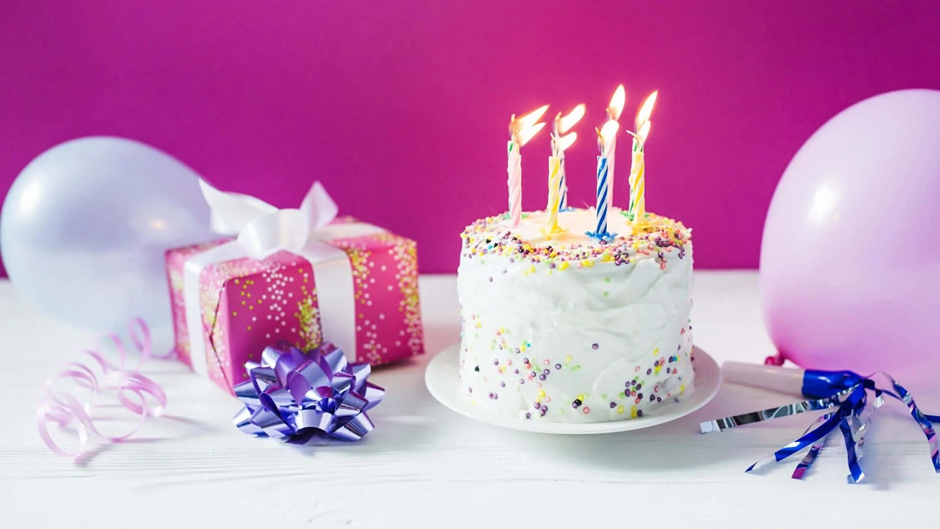 Картинки с днем рождения красивыми тортами Download Beautiful and Delectable Birthday Cake Wallpapers.com