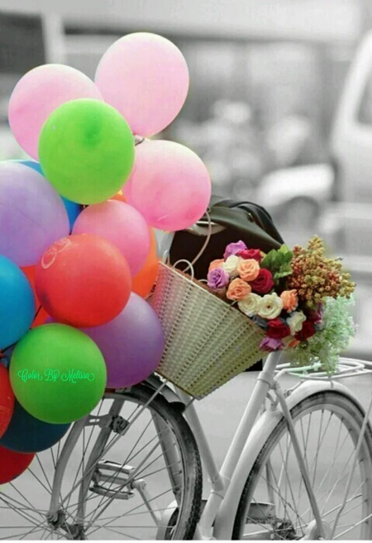 Картинки с днем рождения прикольные позитивные Pin by Hajnalka Wacha on szülinapi képek Pretty bicycle, Balloons, Birthday ball
