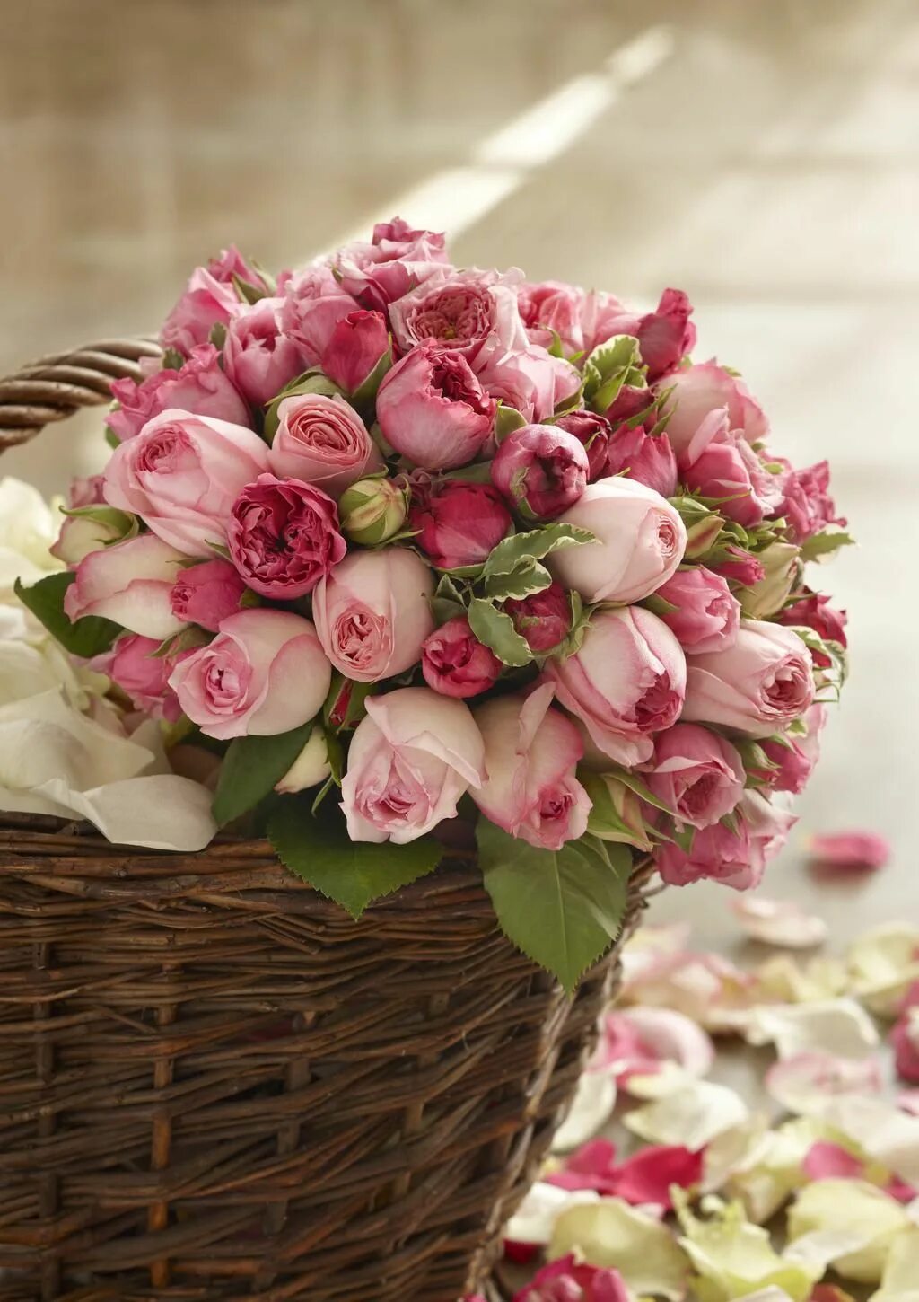 Картинки с днем рождения женщине 44 Offrez-vous la vie en roses Beautiful flowers, Flowers bouquet, Beautiful roses